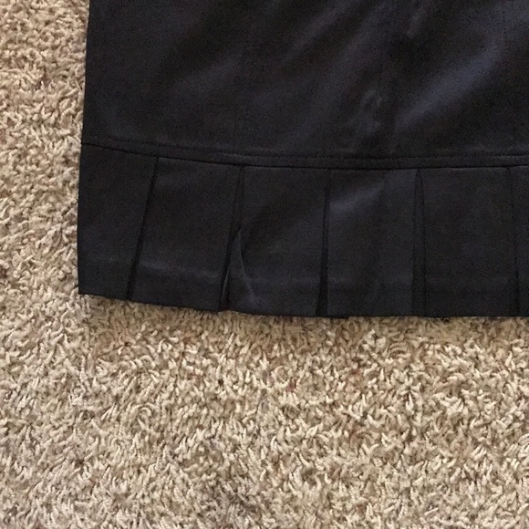 Pencil skirt - Picture 2 of 5